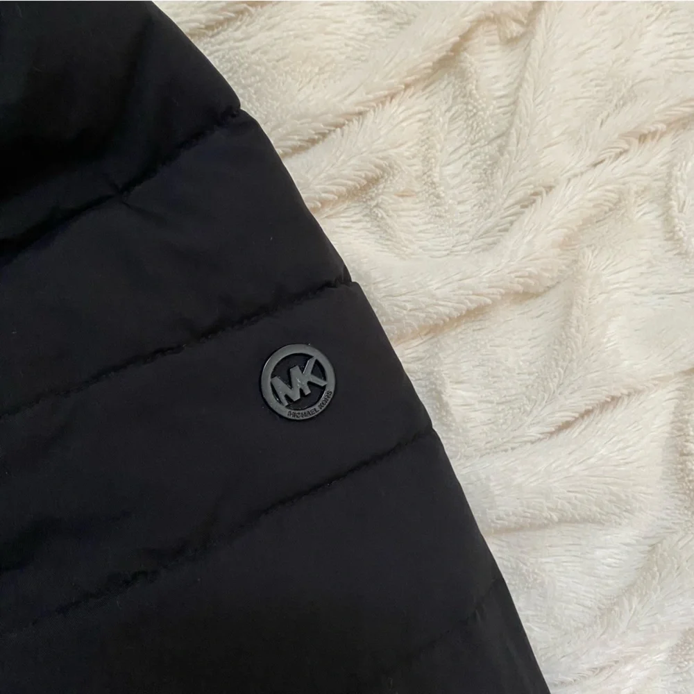 Michael Kors black quilted hooded winter puffer jacket black fleece Sz S